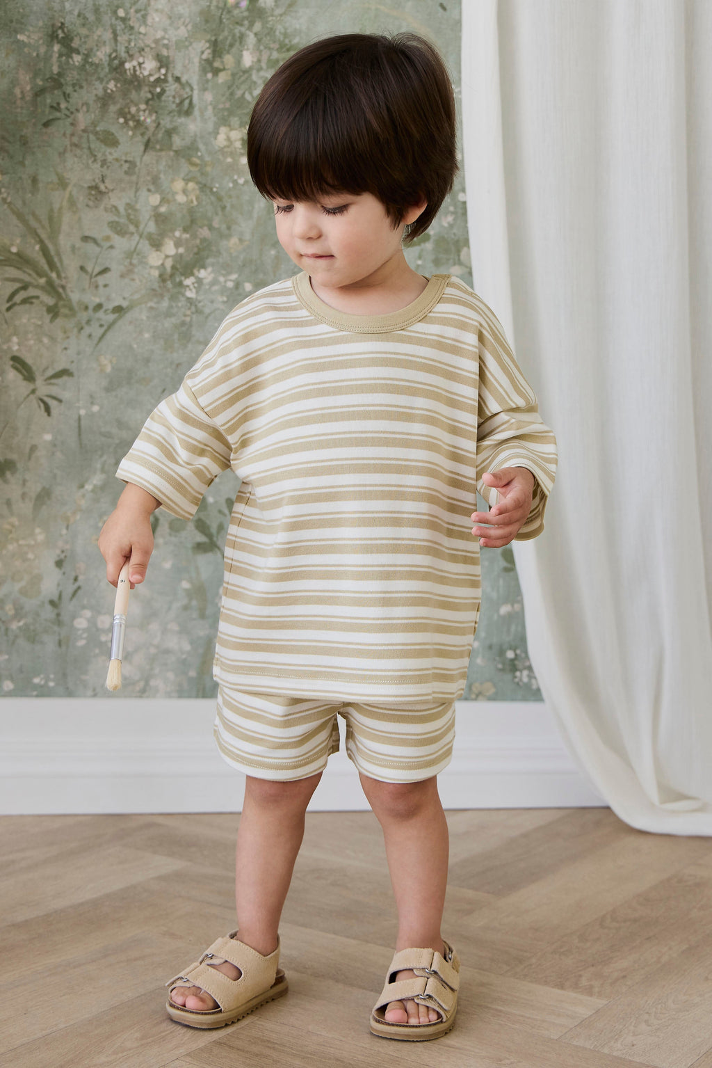 Short classique en coton rayé avec taille élastiquée et cordon de serrage
