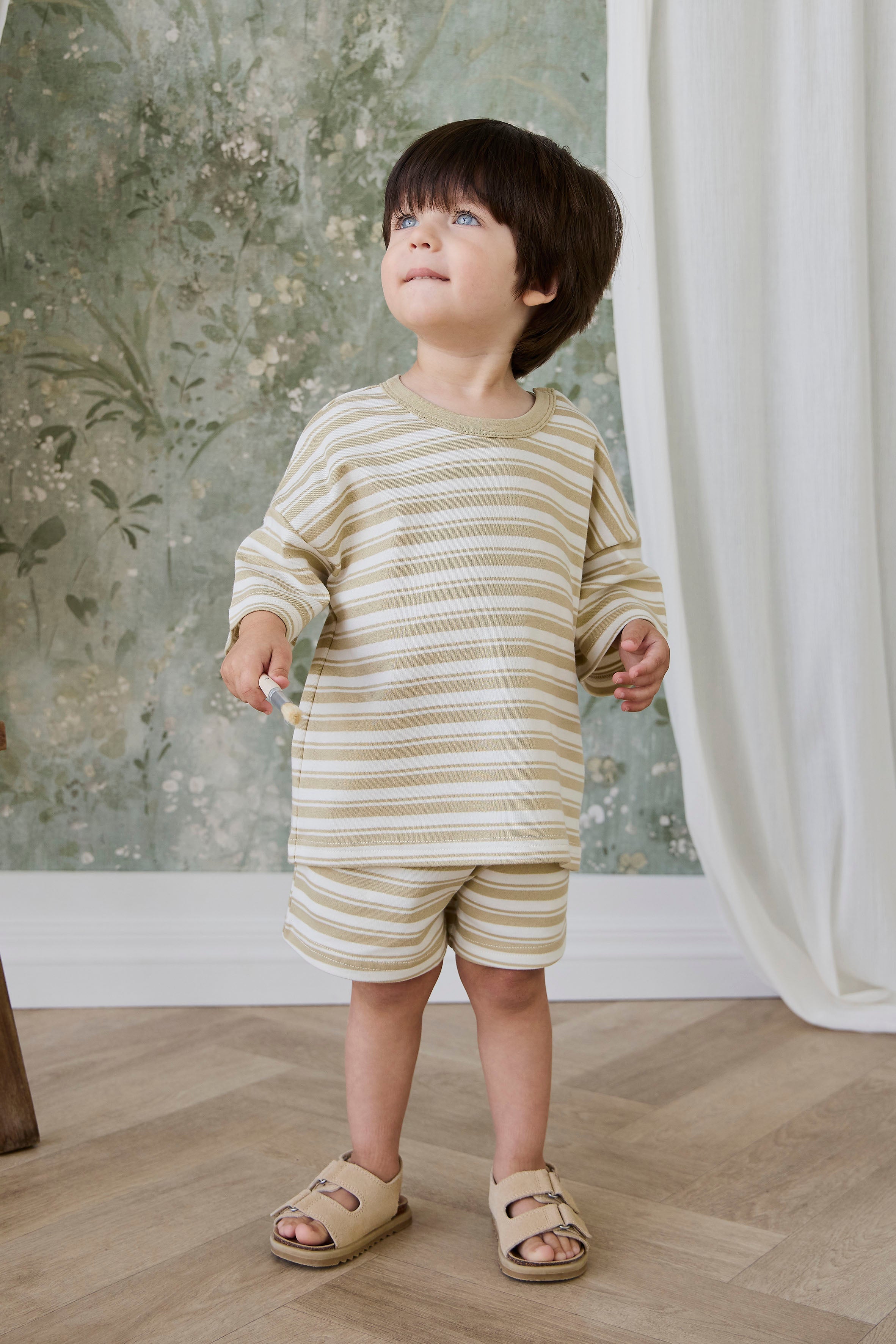 Short classique en coton rayé avec taille élastiquée et cordon de serrage