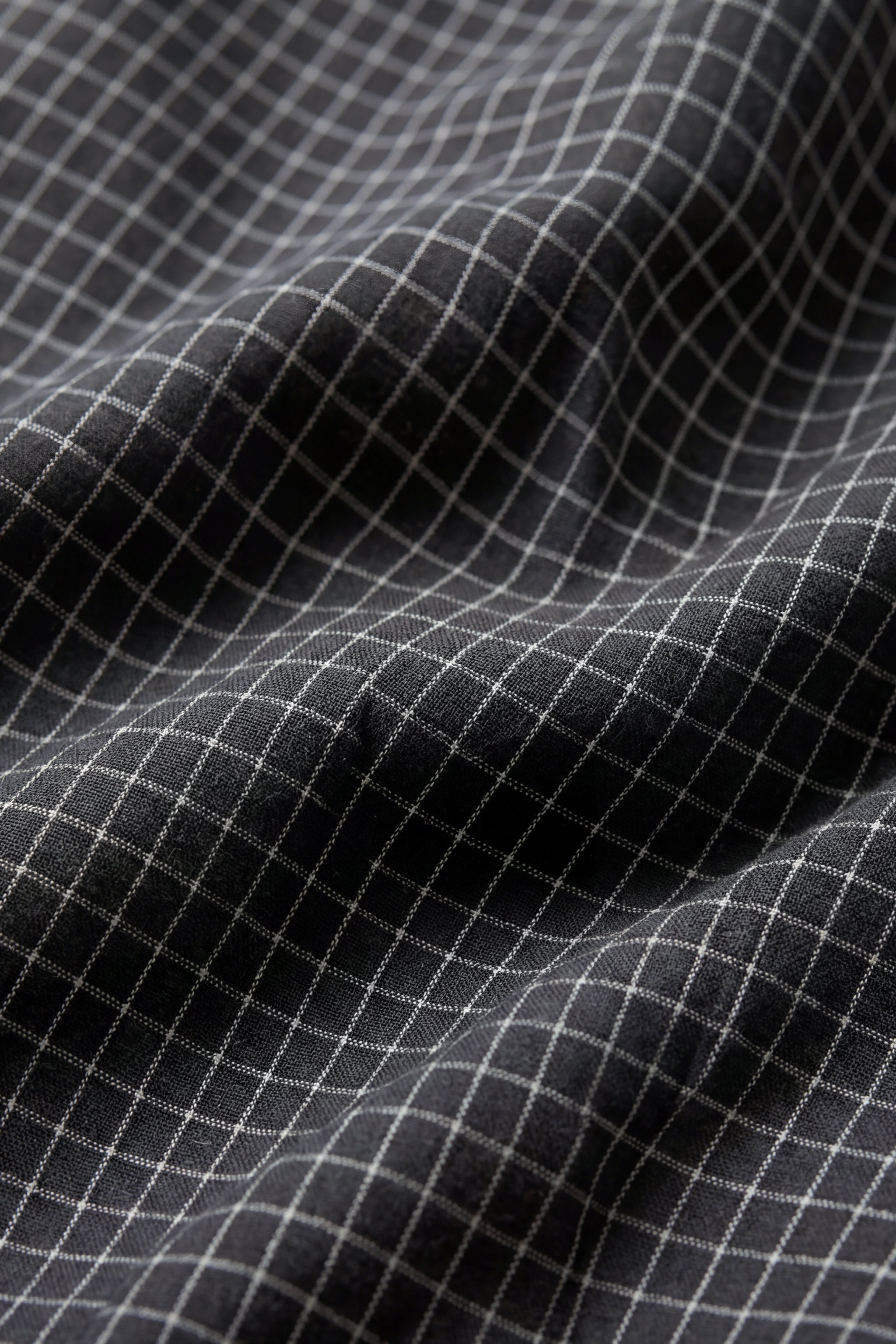 Grenouillère classique en coton biologique Basalt Grid à manches longues et boutons sur le devant